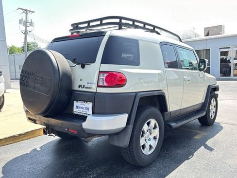 Used 2008 Toyota FJ Cruiser 4WD image 10