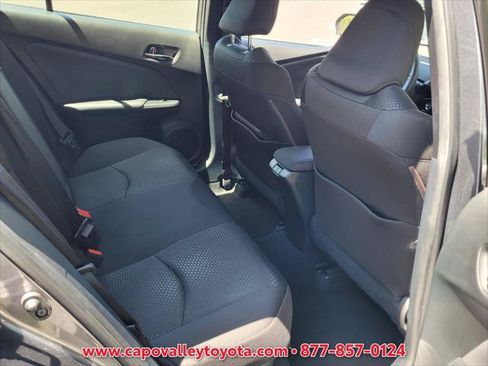 Certified 2022 Toyota Prius LE FWD image 14