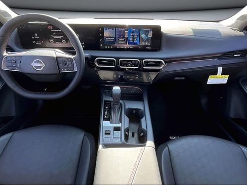 New 2026 Nissan Sentra SR image 5