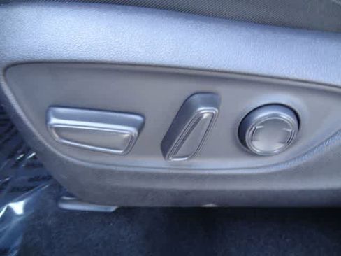 Certified 2024 Toyota RAV4 XLE FWD image 7