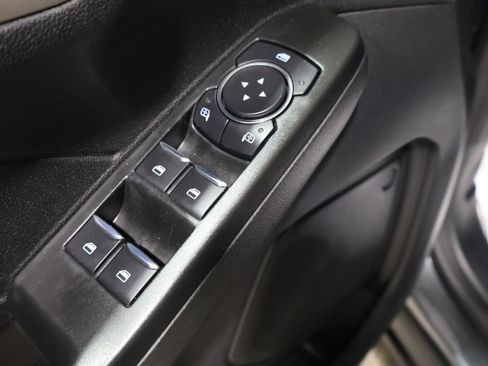 Used 2022 Ford Escape SE image 13