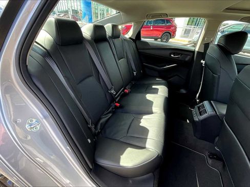 Used 2025 Honda Accord EX-L image 19