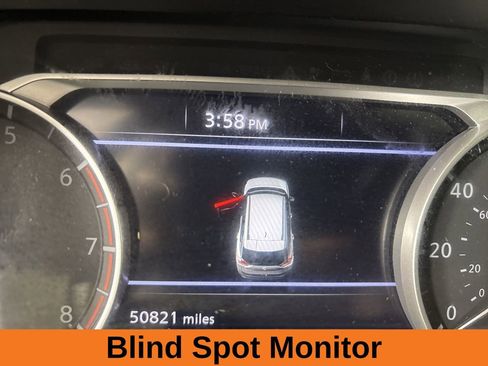 Used 2023 Nissan Rogue S image 12