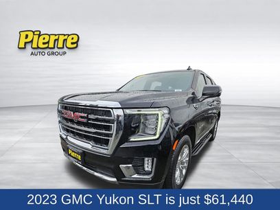 Used 2023 GMC Yukon SLT w/ SLT Premium Package