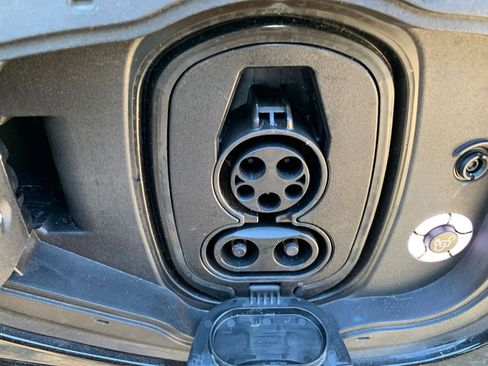 Used 2023 Ford Mustang Mach-E GT image 21