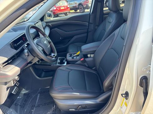 New 2025 Ford Mustang Mach-E Premium w/ Sport Appearance Package image 19