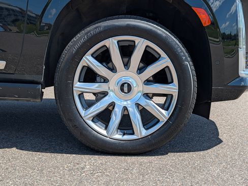 Certified 2023 Cadillac Escalade Premium Luxury Platinum AWD/4WD image 7