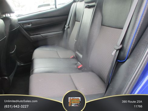 Used 2019 Toyota Corolla SE FWD image 6