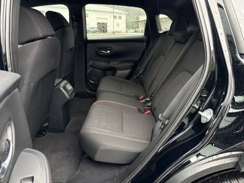Used 2024 Honda HR-V Sport image 16