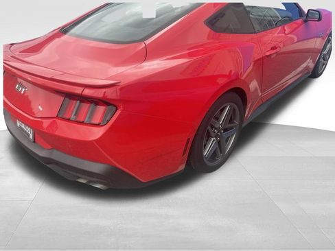 Used 2025 Ford Mustang GT RWD image 24