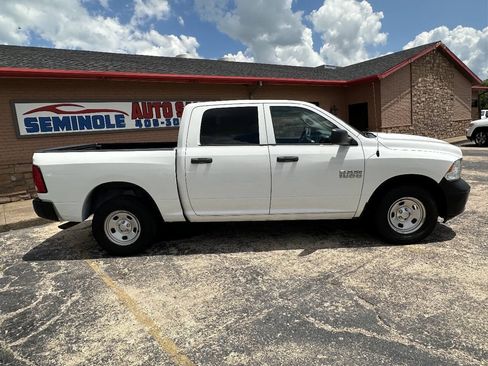 Used 2017 RAM 1500 Tradesman w/ Protection Group AWD/4WD image 9