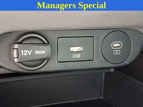 Used 2024 Hyundai Elantra SEL FWD image 23