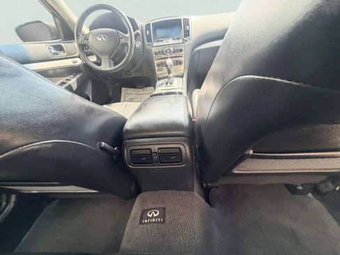 Used 2013 INFINITI G37 x Sedan w/ Premium Pkg AWD/4WD image 23