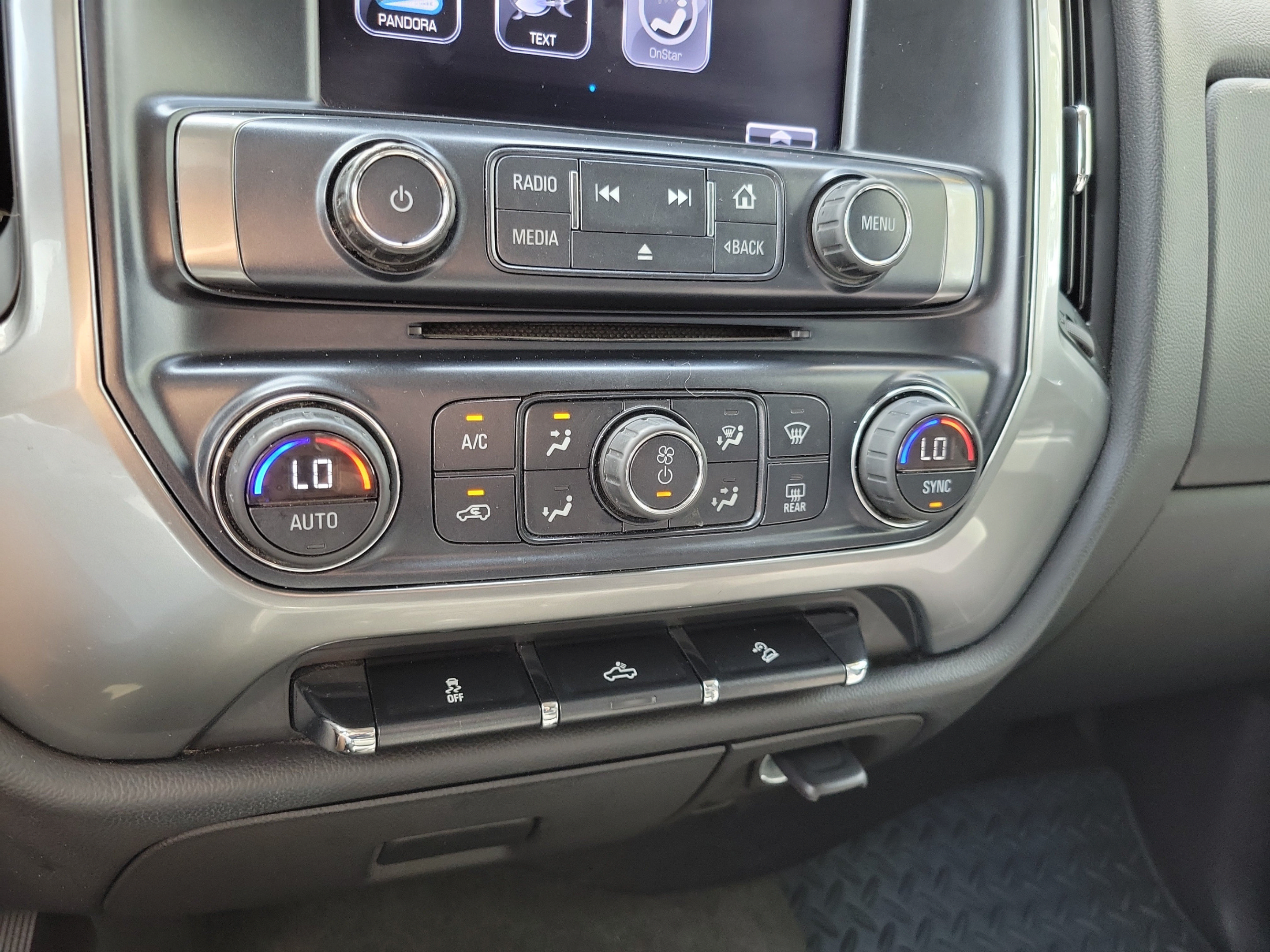 Used 2015 Chevrolet Silverado 1500 LT w/ All Star Edition AWD/4WD image 29