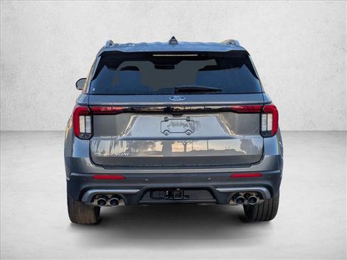 Used 2025 Ford Explorer Platinum w/ Ultimate Package RWD image 5