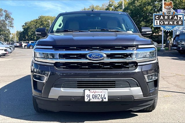 Used 2024 Ford Expedition Max Limited AWD/4WD image 3