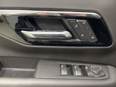 New 2026 Chevrolet Suburban High Country AWD/4WD image 14