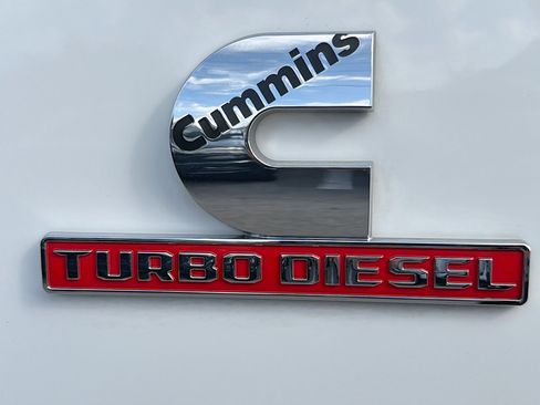 Used 2023 RAM 2500 Limited image 43