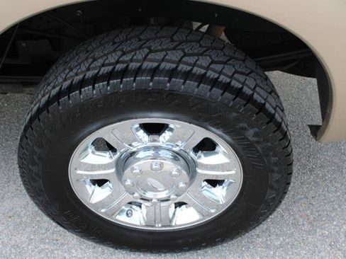 Used 2012 Ford F250 Lariat w/ Chrome Pkg AWD/4WD image 13