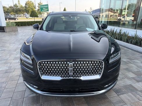 Certified 2022 Lincoln Nautilus Black Label AWD/4WD image 7