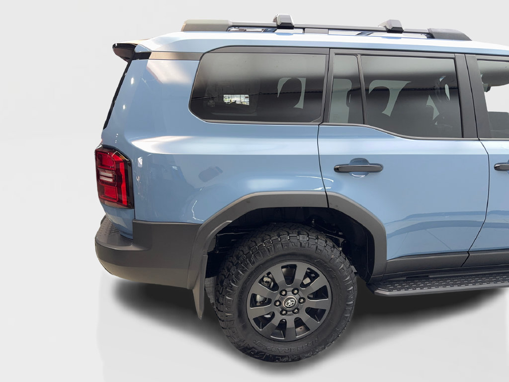 Used 2025 Toyota Land Cruiser w/ Premium Package AWD/4WD image 18