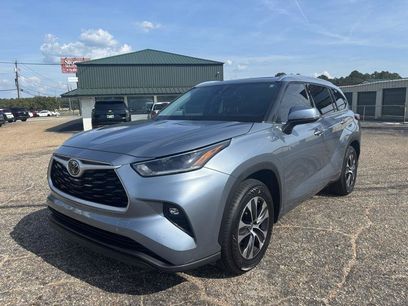 Used 2021 Toyota Highlander XLE