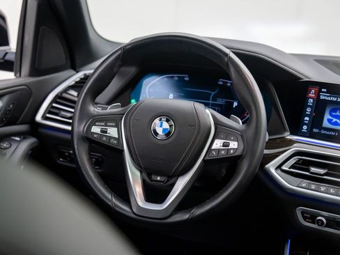 Used 2023 BMW X5 xDrive40i w/ Premium Package image 10