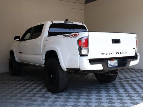 Used 2023 Toyota Tacoma TRD Sport w/ Advanced Technology Package AWD/4WD image 15