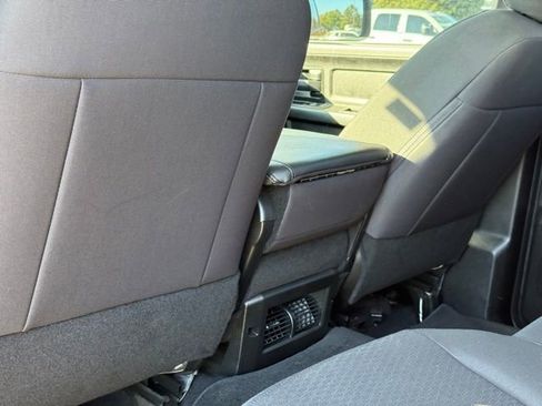 Used 2019 RAM 1500 Express w/ Express Value Package image 28