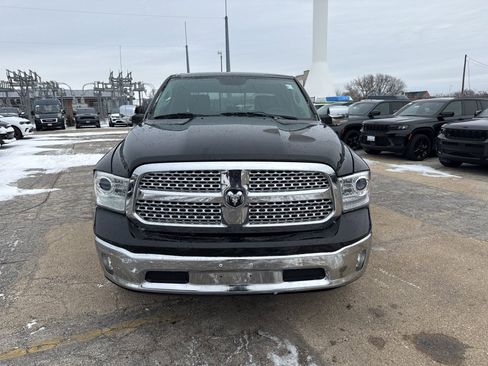 Used 2014 RAM 1500 Laramie w/ Convenience Group image 2