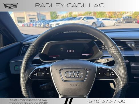 Used 2022 Audi e-tron S Prestige w/ Prestige Package AWD/4WD image 5