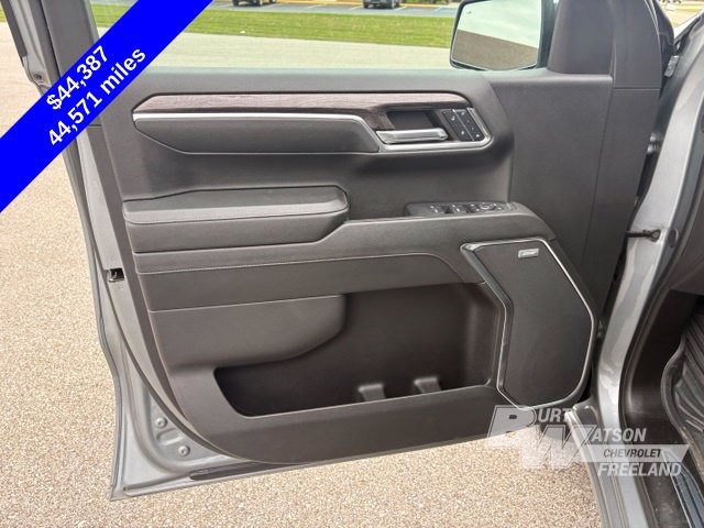 Used 2024 Chevrolet Silverado 1500 LTZ AWD/4WD image 12