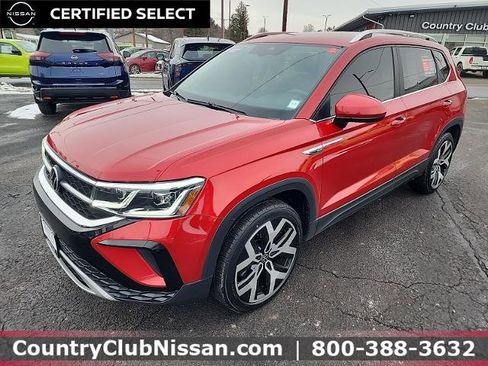 Used 2022 Volkswagen Taos SEL image 4