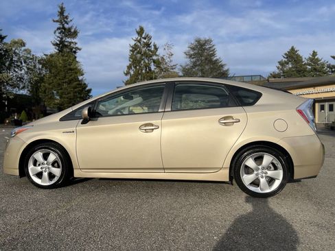 Used 2010 Toyota Prius Five FWD image 8