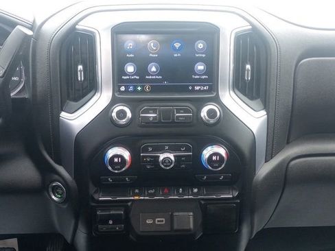 Used 2020 GMC Sierra 1500 Elevation w/ Elevation Value Package image 13