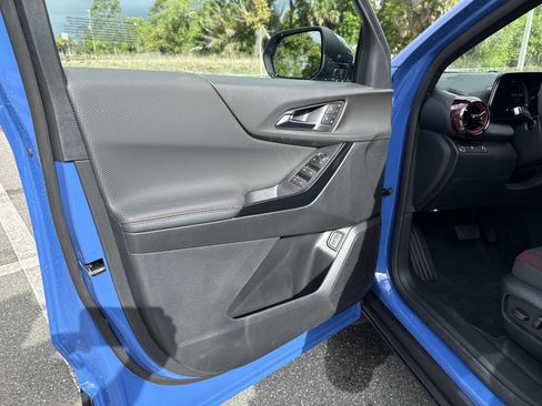 New 2026 Chevrolet Equinox RS w/ Convenience Package III FWD image 17