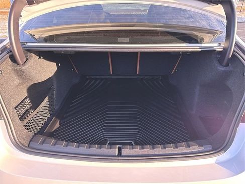 Used 2024 BMW 330i xDrive Sedan w/ Premium Package image 27