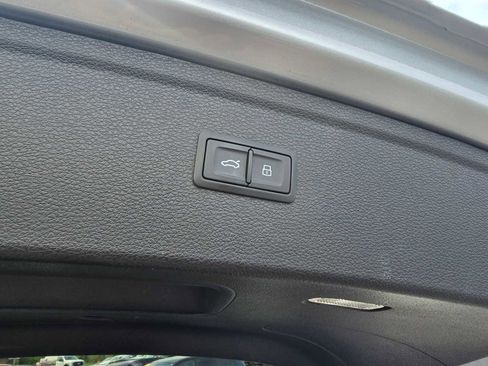 Used 2019 Audi Q5 2.0T Premium Plus w/ Premium Plus Package image 19