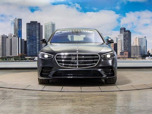 Certified 2024 Mercedes-Benz S 500 4MATIC image 3