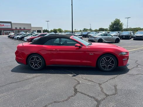 Used 2019 Ford Mustang GT Premium RWD image 8