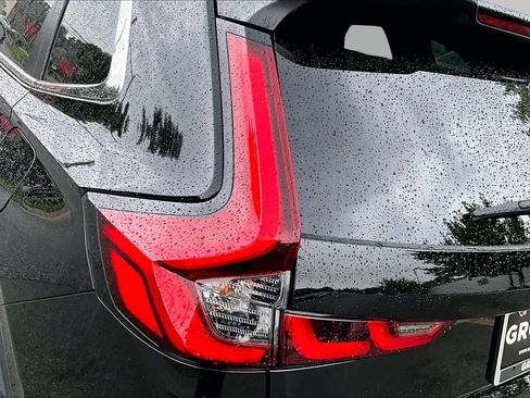 Used 2025 Honda CR-V EX-L image 29