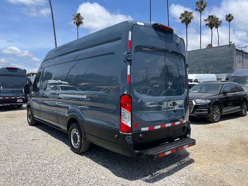 Used 2019 Ford Transit 250 148 High Roof Extended RWD image 9