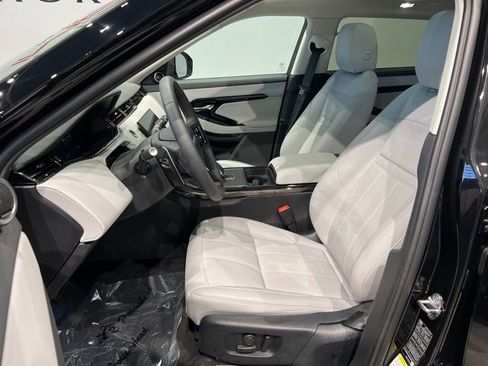 Used 2025 Land Rover Range Rover Evoque S image 24