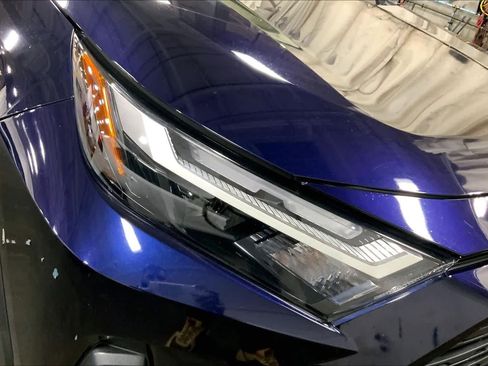 Used 2023 Toyota RAV4 XLE Premium image 28