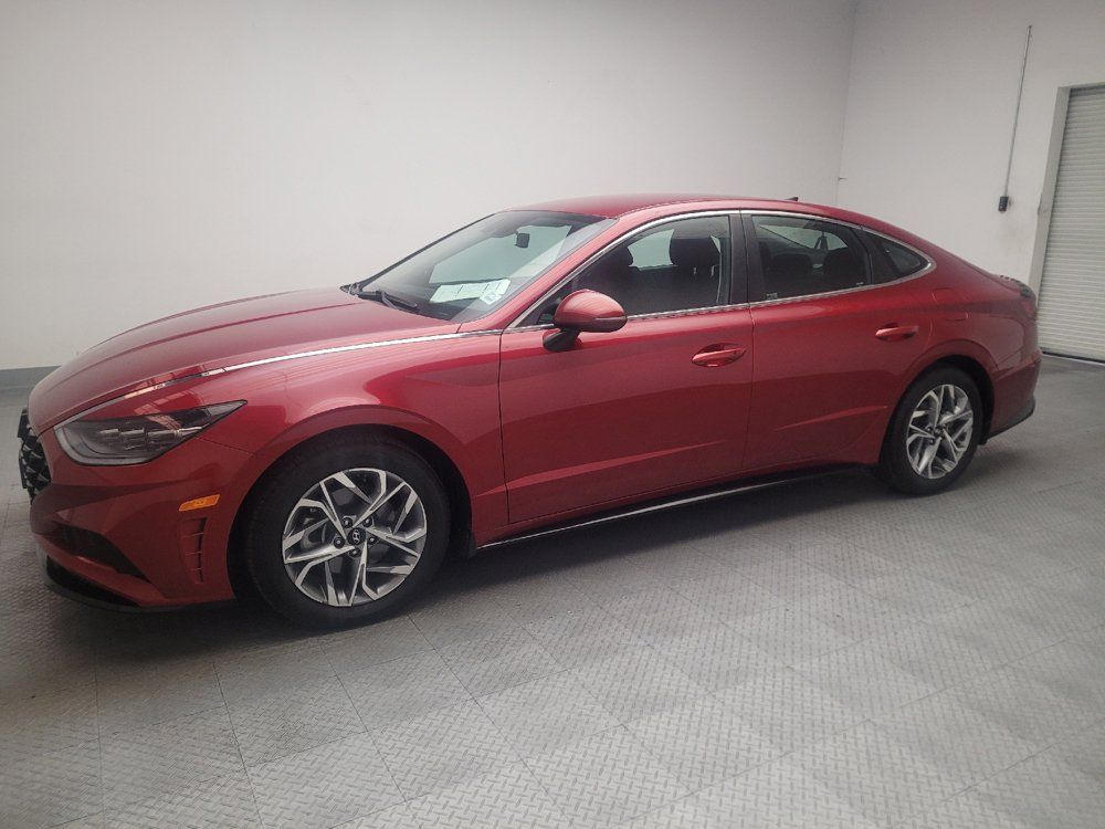 Used 2023 Hyundai Sonata SEL FWD image 2
