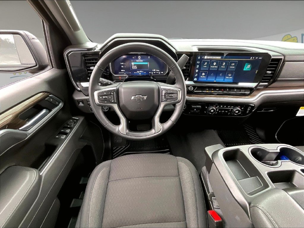 Used 2026 Chevrolet Silverado 1500 RST AWD/4WD image 16