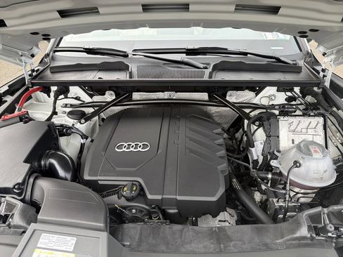 Used 2024 Audi Q5 2.0T Premium AWD/4WD image 34
