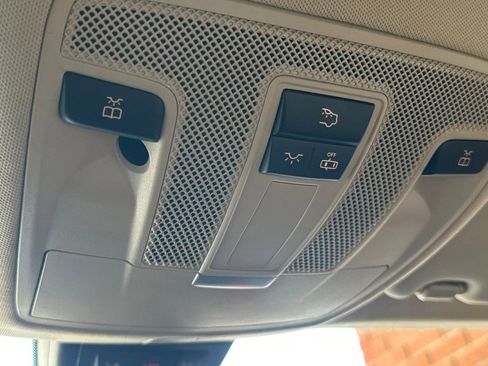 Certified 2020 Mercedes-Benz GLA 250 4MATIC image 24