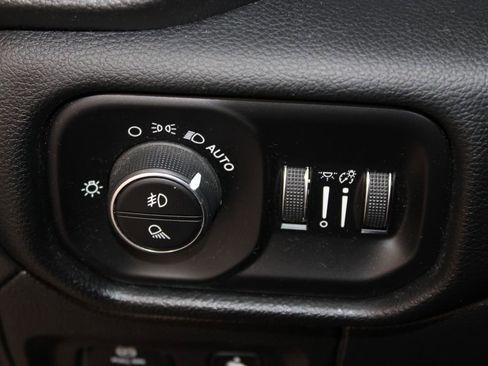Used 2021 RAM 1500 Laramie RWD image 40
