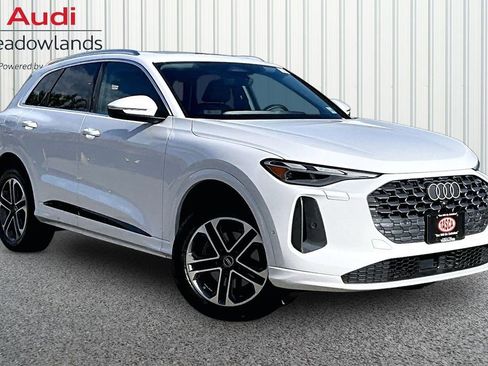 Used 2025 Audi Q5 Premium w/ Convenience Package AWD/4WD image 3